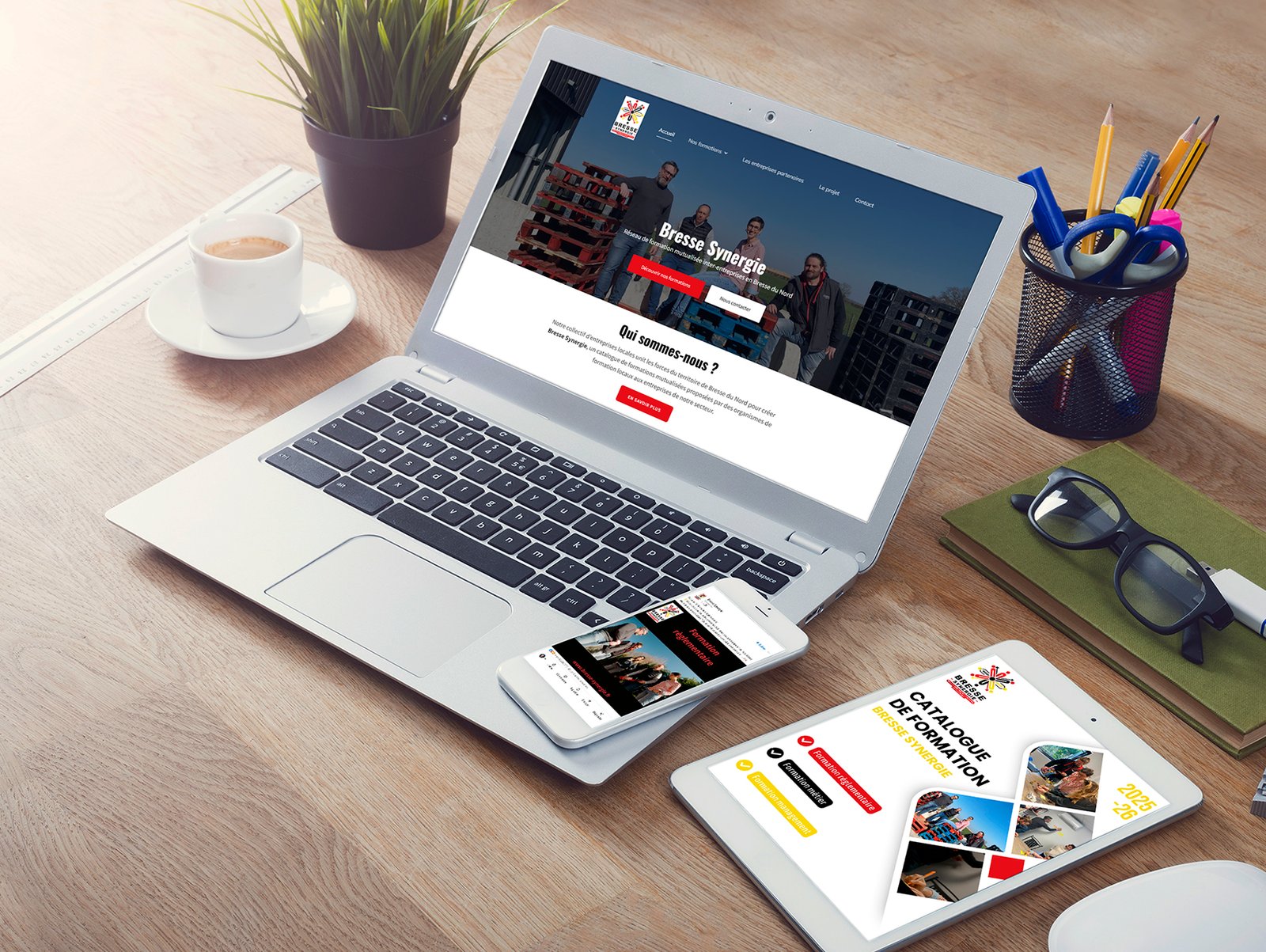 Suivi de projet et déclinaison d'outils de communication pour 3 pas sur le côté RH management par La Plume agence de rédaction communication formation à Mâcon